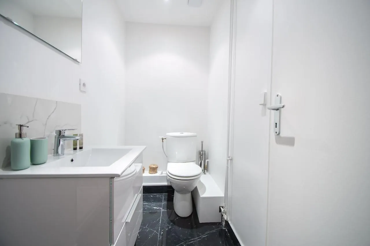 Luxury Flat- Eiffel Tower Aparthotel